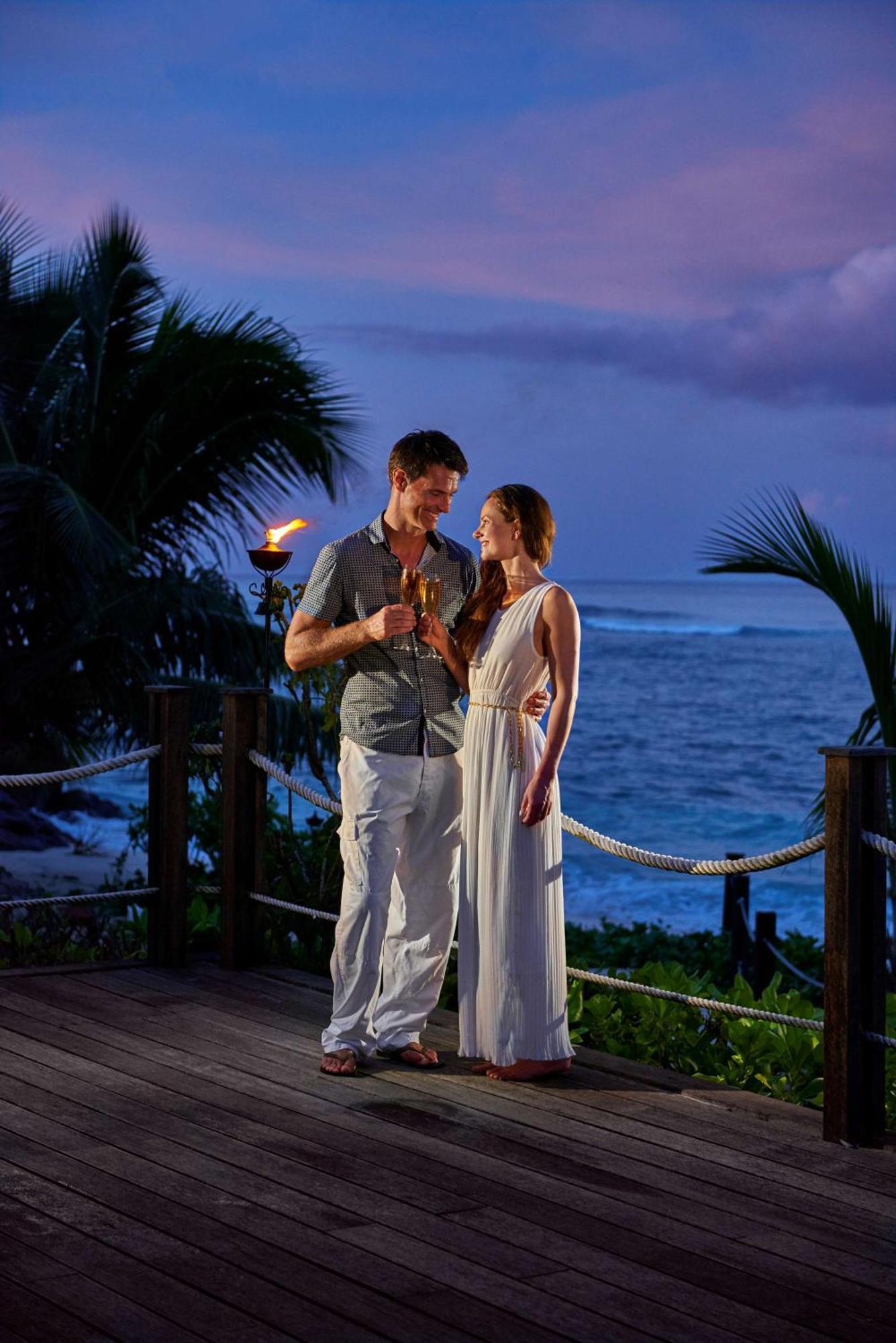 Doubletree By Hilton Seychelles Allamanda Resort & Spa Takamaka Exterior photo