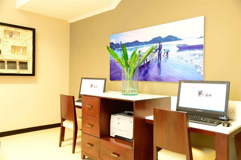 Doubletree By Hilton Seychelles Allamanda Resort & Spa Takamaka Facilities photo