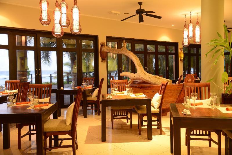 Doubletree By Hilton Seychelles Allamanda Resort & Spa Takamaka Exterior photo