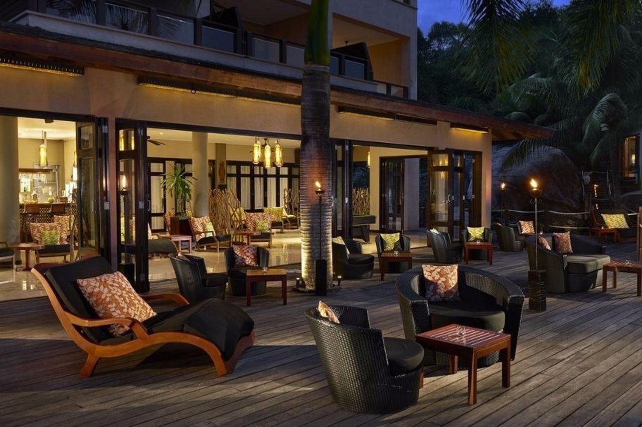Doubletree By Hilton Seychelles Allamanda Resort & Spa Takamaka Exterior photo